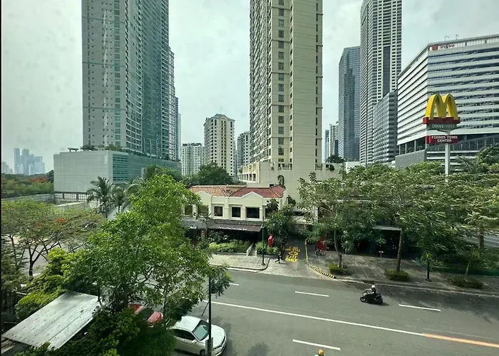Apartment 2br In Bgc *