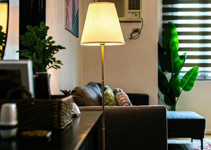 2br In Bgc Apartment *