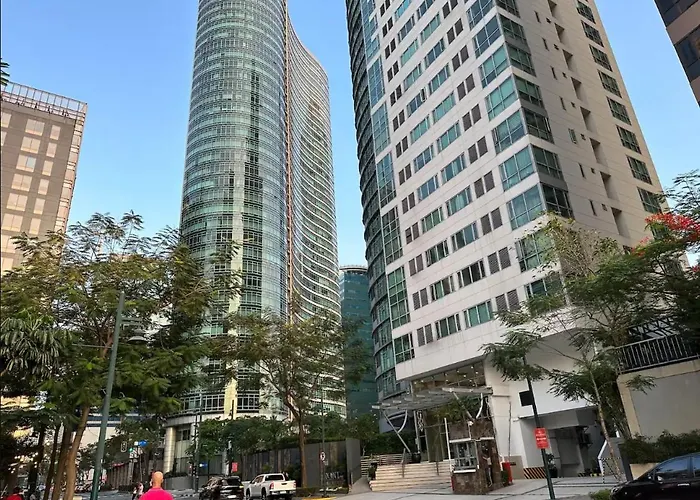 Apartment 2br In Bgc *