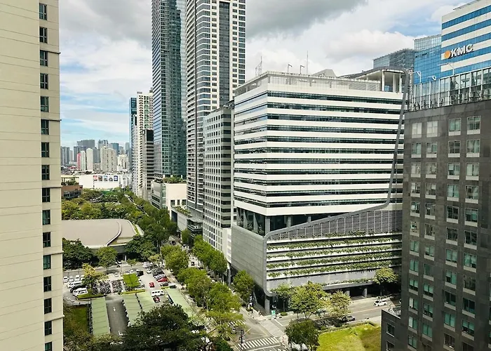 2br In Bgc * Manila