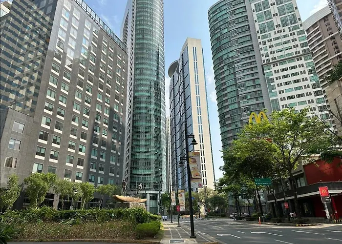 2br In Bgc Apartment *
